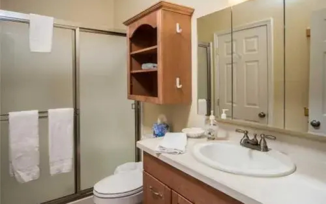 Gull - 2 Br home by RedAwning