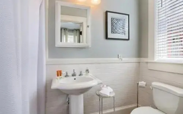 Lafayette Row Unit 1