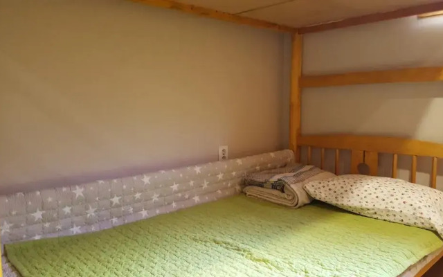 Harbor Guesthouse - Hostel