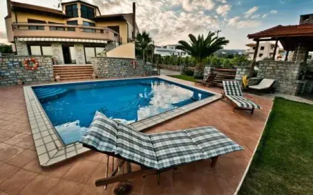 Villa Theano