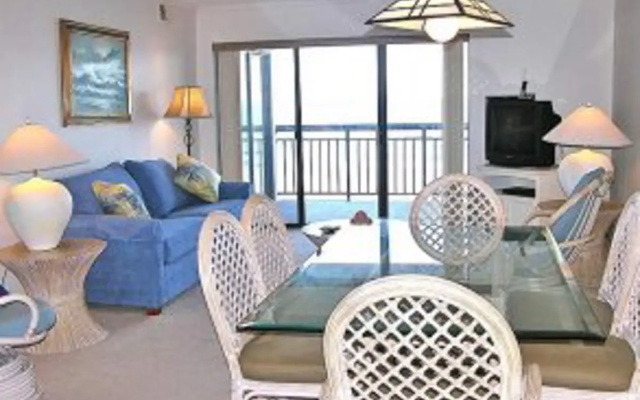 Ocean Hideaway 211