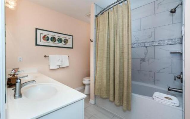 Gulf Dunes 512 by RedAwning