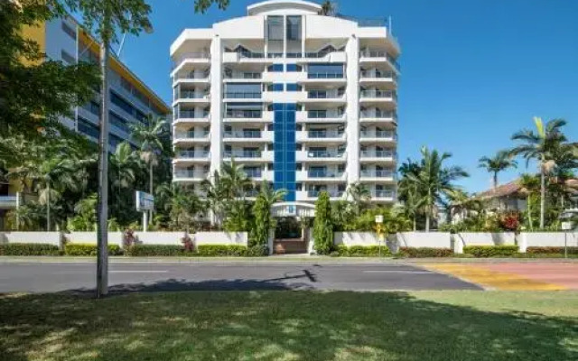 Cairns Oceanview at 181 The Esplanade 34