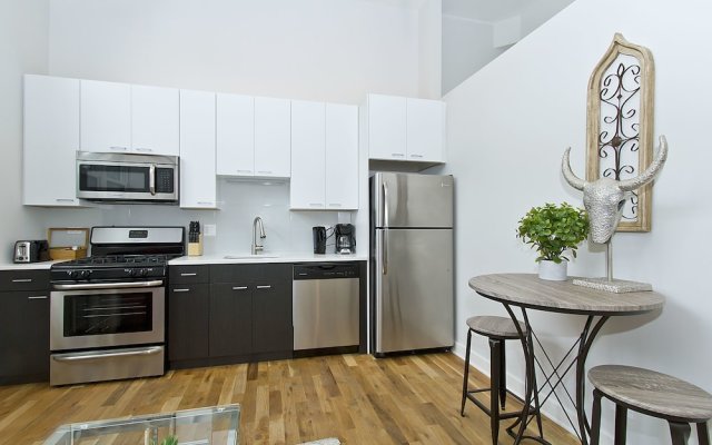 Sophisticated 1BR in Wicker Park by Sonder