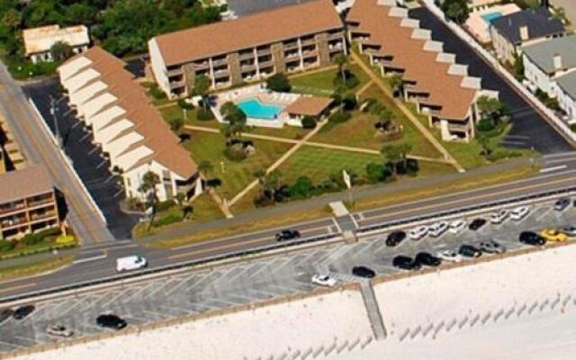 Blue Surf 14b 2 Bedroom Townhouse by RedAwning