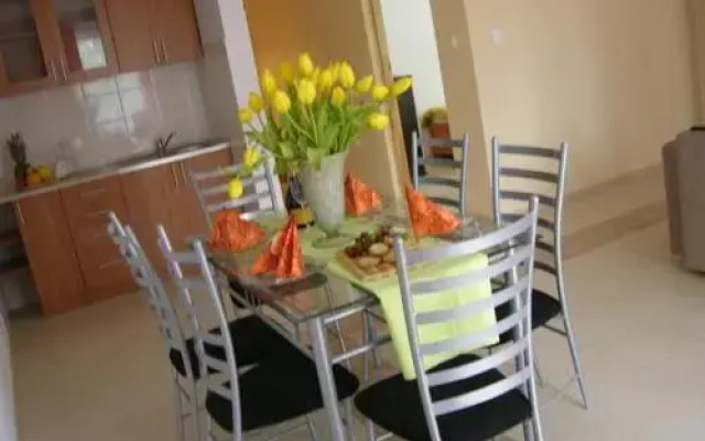 Ośrodek na jeziorem - Radew Rosnowo