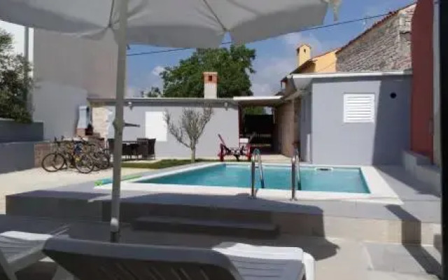 Three-Bedroom Holiday Home in Peruski