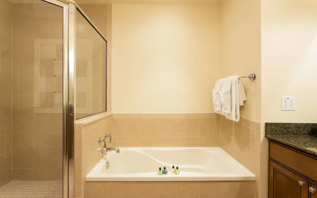 RVH_234 Whisper Way Charm