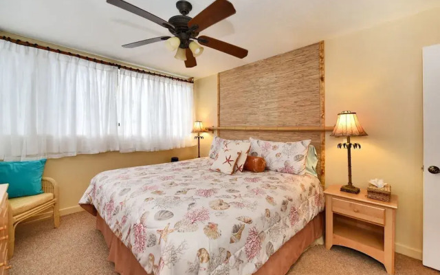 Polynesian Shores 111 by RedAwning