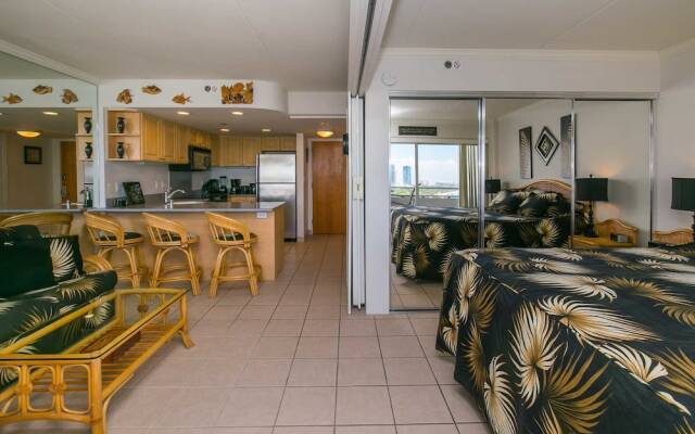 Ilikai 1737 - Studio Condo