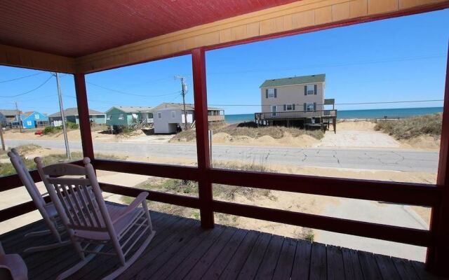 Westside - 3 Br home by RedAwning