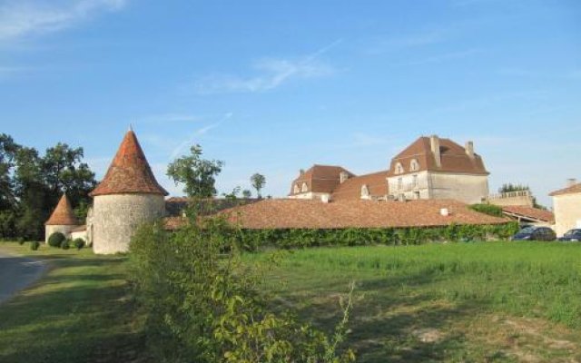 Château de Clauzuroux - Les gîtes