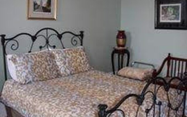 The Harbourfront Inn