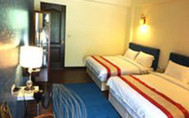 Famous Painting Town B&B