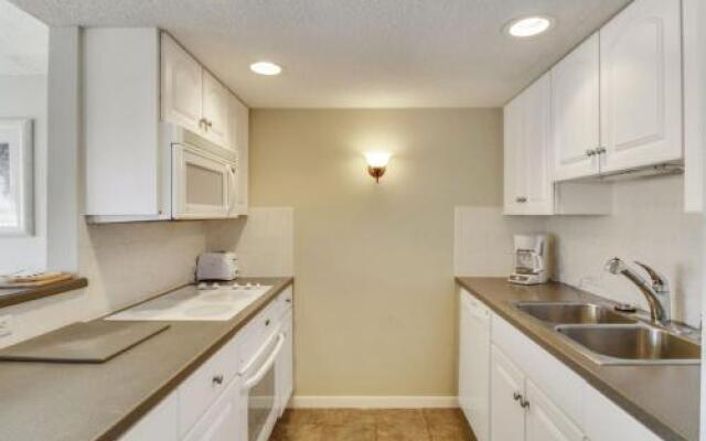 3-Story Villa with Pool Access, Steps to Beach!