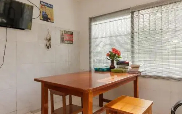 Reddoorz Syariah Near Mall Artha Gading