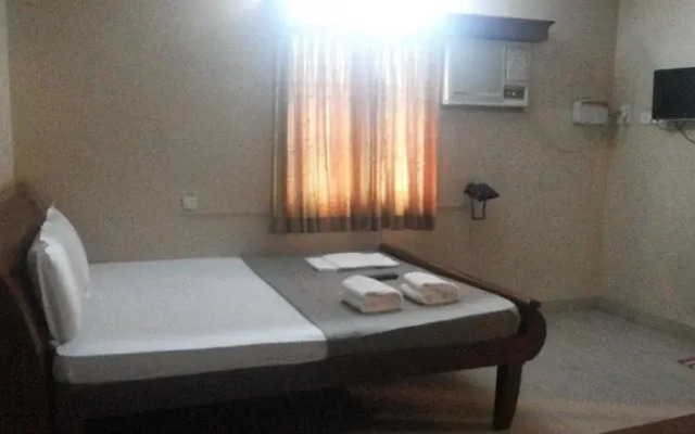Sea Shell Residency  (Opp US Consulate).