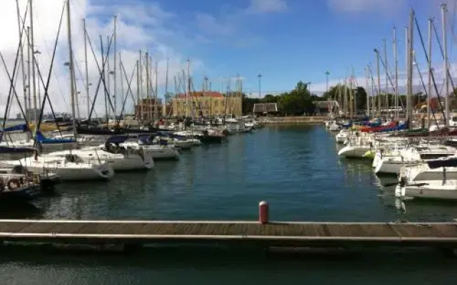 Boat at Lisbon - Vahine