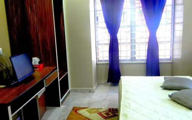 Orange Homestay