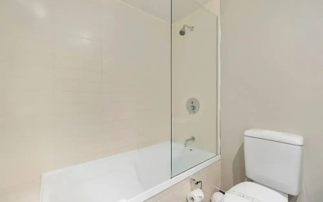 Stylish Queenstown Abode