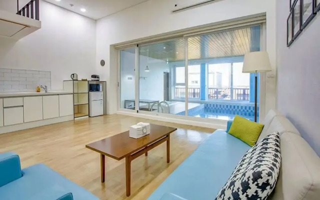 Yeongdeok B Side Pool Villa