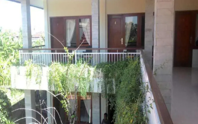 RaBaSTa Bali Jepun Guest House
