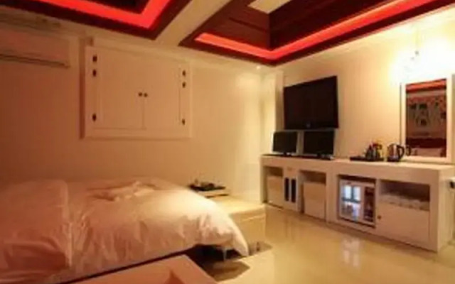 One Night Two Days Hotel