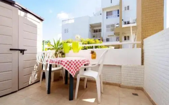 Holiday Raanana Apartments