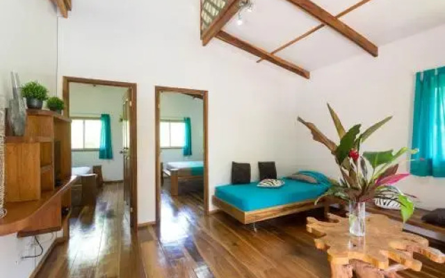 Passion Fruit Lodge