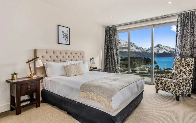 Catalina's Luxury Apartments