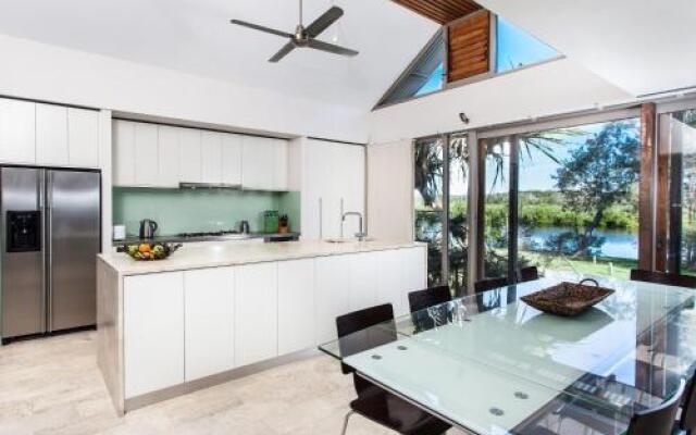18A Childe Street Belongil Beach Belongil Beach Pavilion House