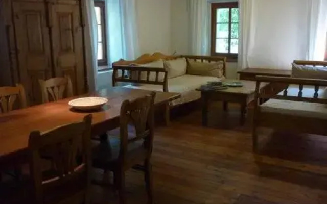 Sárffy House