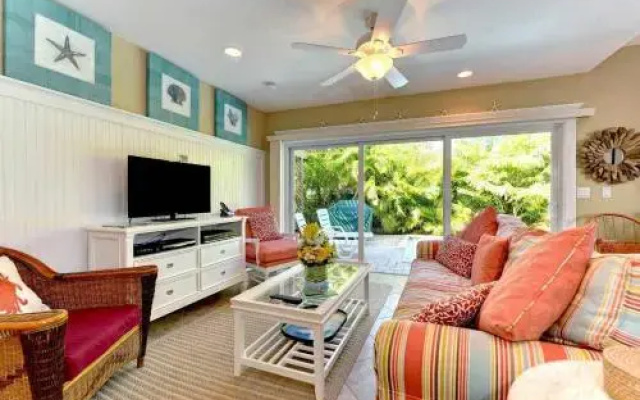 Sapphire Beach House 3 Bedroom Villa by RedAwning