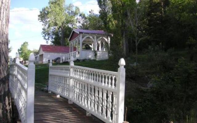 Tioga Lodge At Mono Lake