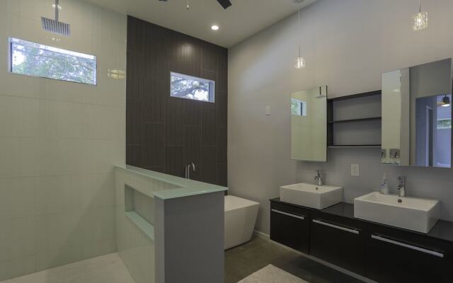 Sarasota 24 - 3 Br Home