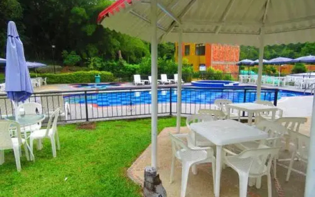 Hotel Campestre la Vega Inn
