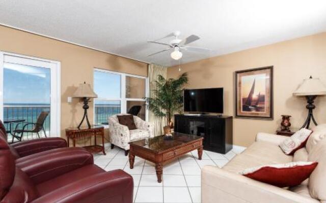 Islander 7008 by RedAwning