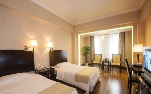 Tai'an Mingzuo Santai Theme Hotel (Taishan Scenic Area)