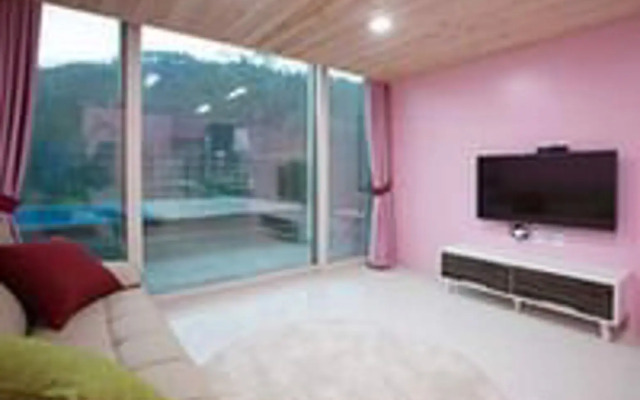 Gapyeong Mountain Cross Pension