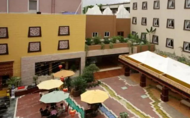 Paradise Hotel