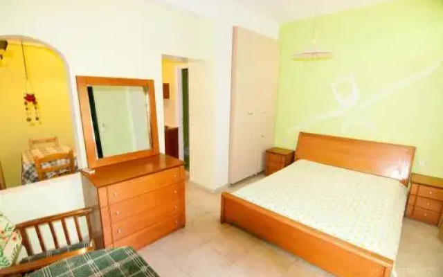 Arokaria Apartments