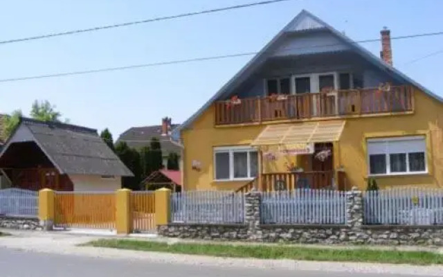 Napfény Vendégház és Apartman