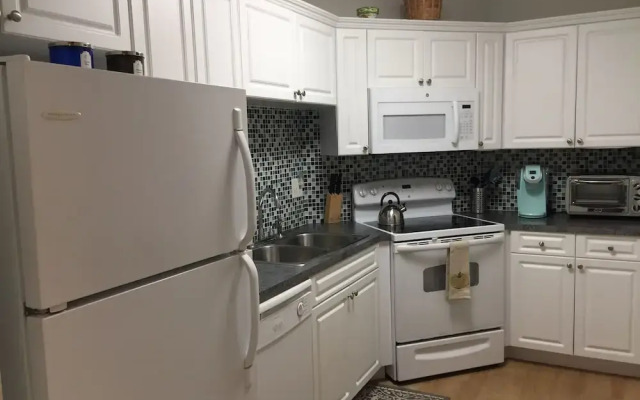 Holiday Island 1 BR Condo