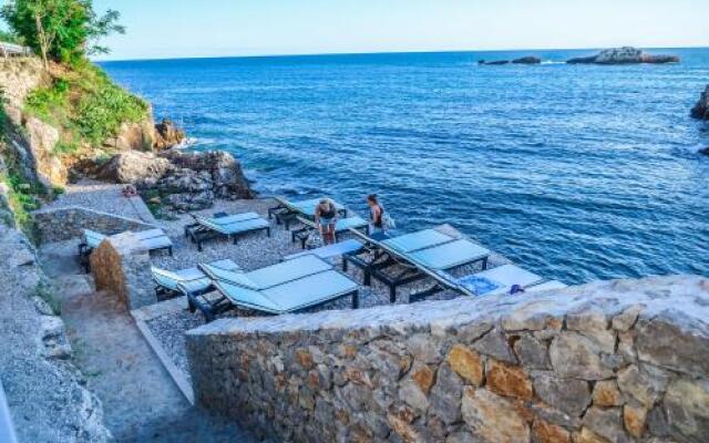 Hotel & Beach Club Mediterraneo Liman