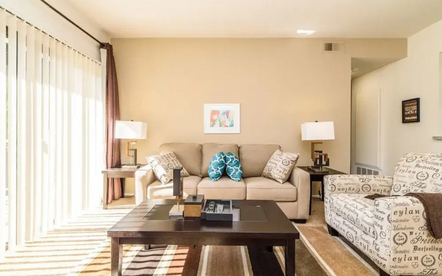 Visalia Apartment #873932 by RedAwning