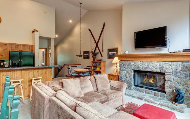 ResortQuest One Breckenridge Place