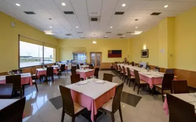 Hotel Castillo El Burgo