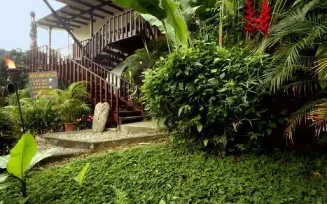 Orosi Lodge
