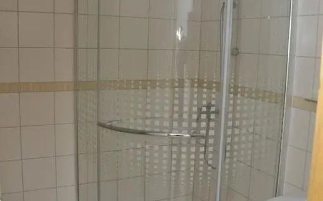 Sarok Apartmanház Szekszárd