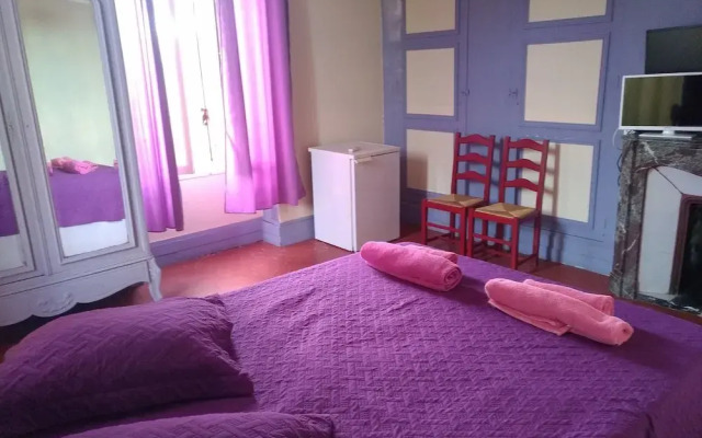 Jardin de Tredos - Libertine Hotel for Caters to Adults